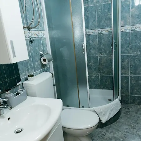 Dragobratovic Guest house 3*